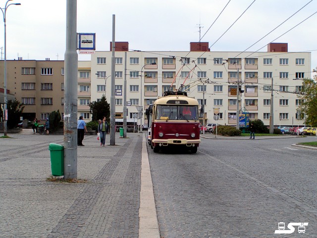 Kliknut�m okno zav�ete