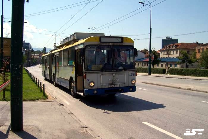 Kliknut�m okno zav�ete