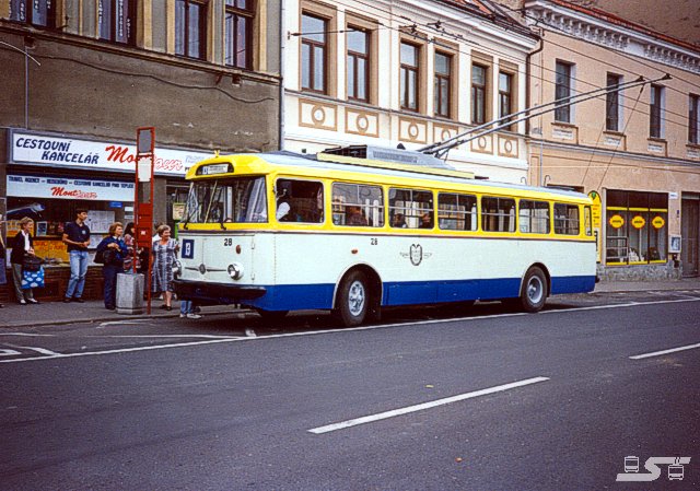Kliknut�m okno zav�ete